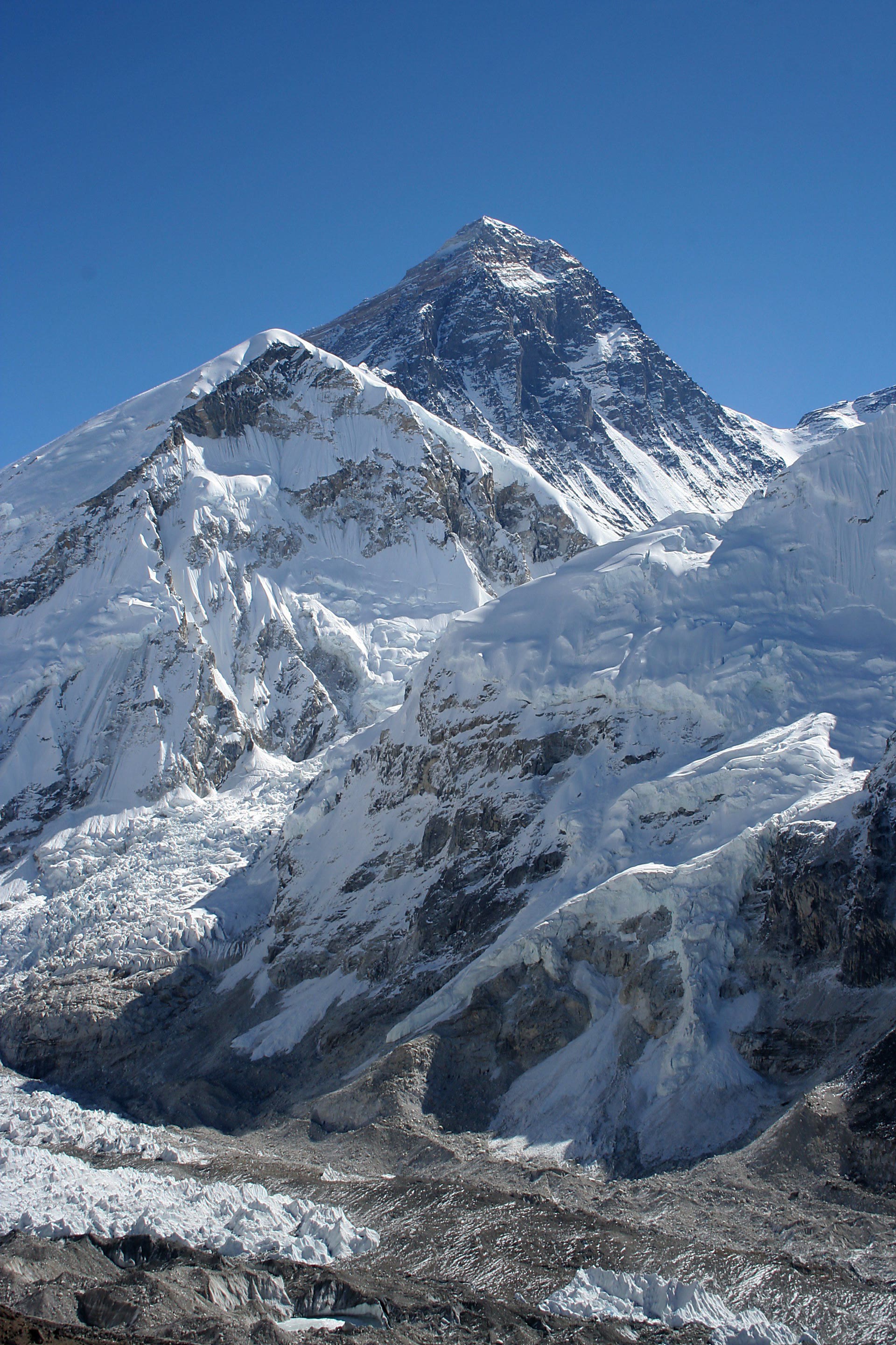 Everest Alpine Majesty